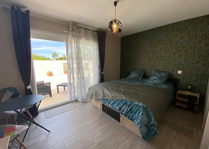 ベッド・アンド・ブレックファスト Les Alizes 3*